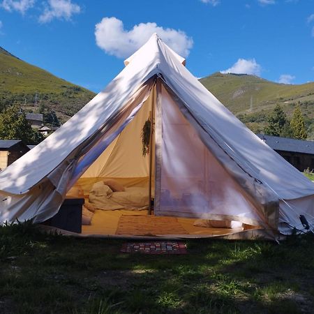 Camping La Zarapica - Palacios Del Sil エクステリア 写真