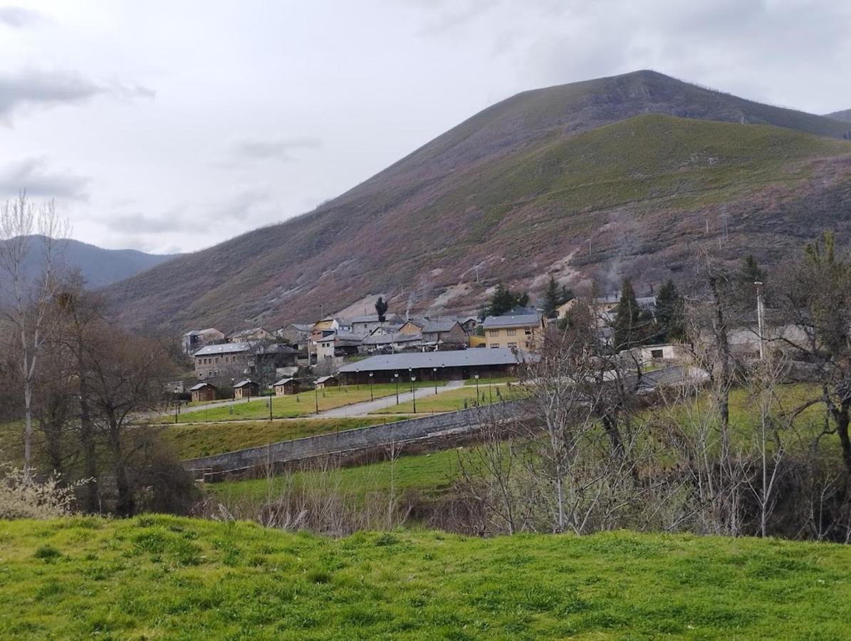 Camping La Zarapica - Palacios Del Sil エクステリア 写真