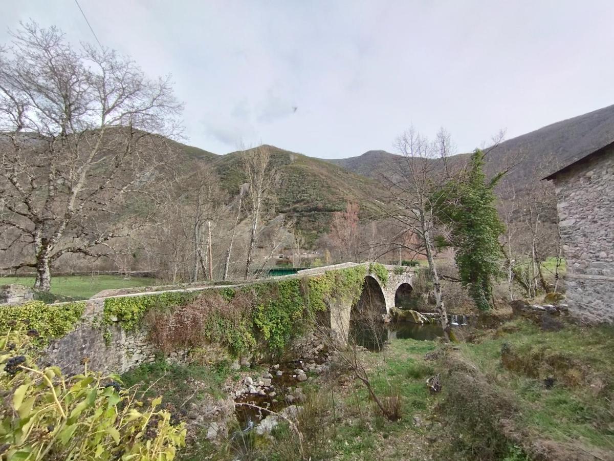 Camping La Zarapica - Palacios Del Sil エクステリア 写真