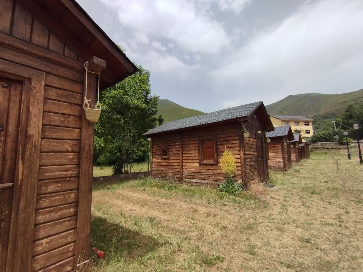 Camping La Zarapica - Palacios Del Sil エクステリア 写真