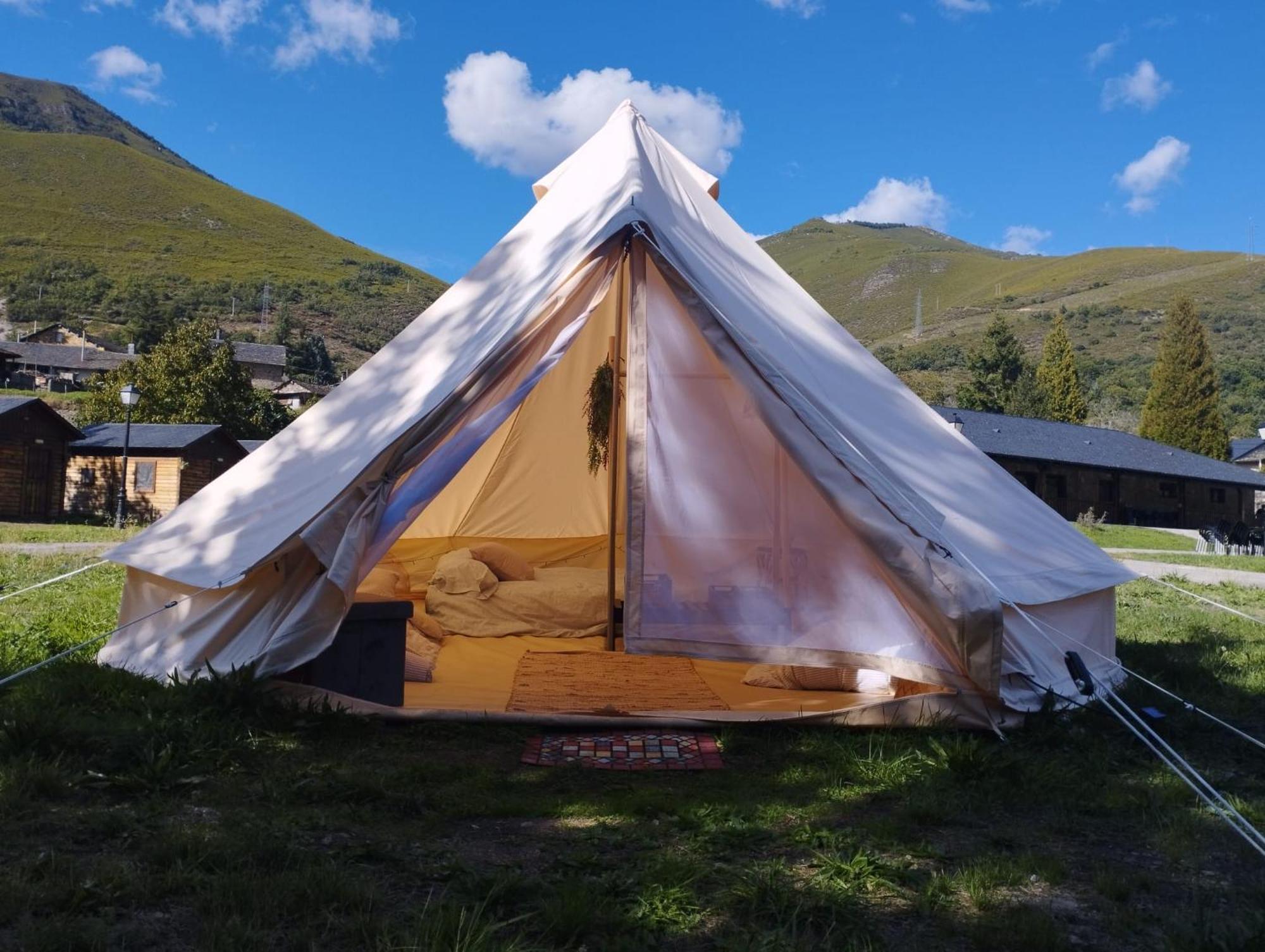 Camping La Zarapica - Palacios Del Sil エクステリア 写真
